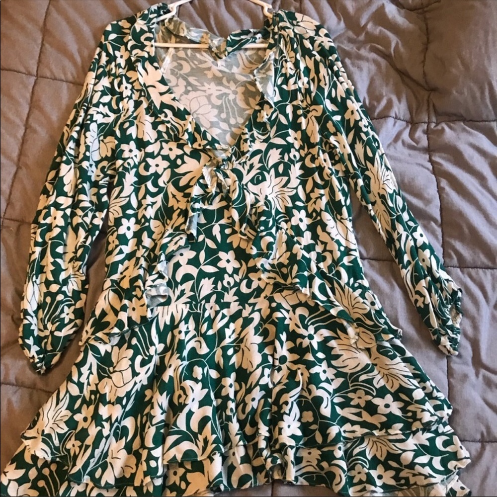 Reserved dress for a trade!